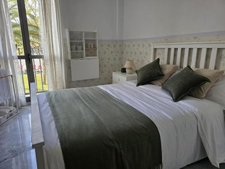Solo or Couple , Solo o Pareja - B&B Sevilla