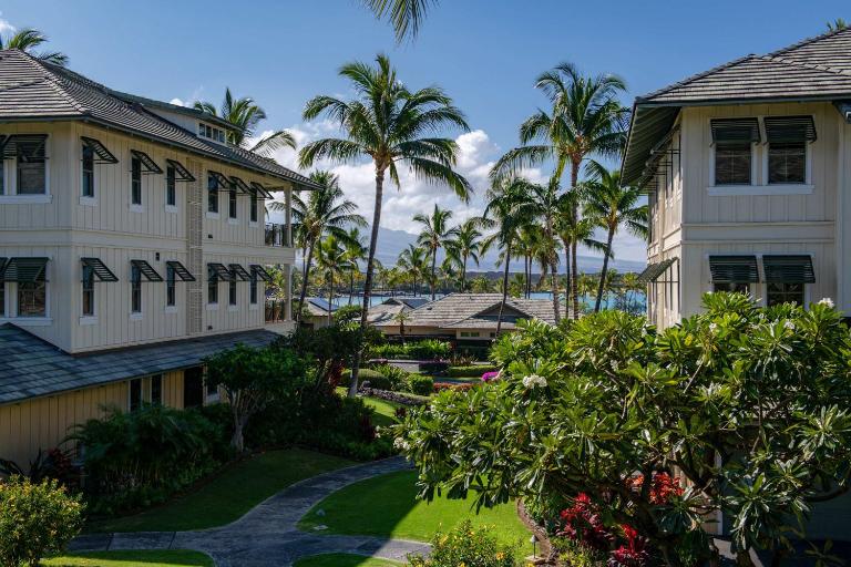 Kolea 9H, Stunning 2-Bedroom with Ocean Views and Beach Club access - B&B Waikoloa
