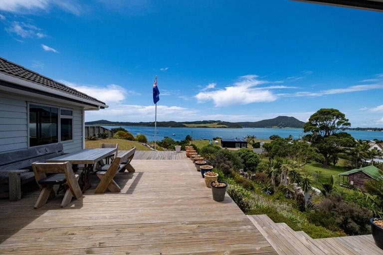 Hook'em Heights - B&B Pukenui