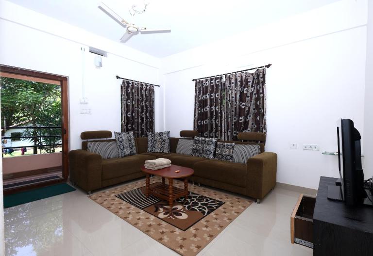 Sanjana Luxurious Stay 2 - Bed and Breakfast Kārkala