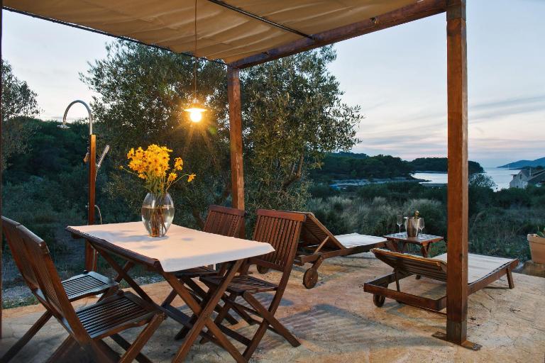 Robinson House Nicolina - B&B Hvar