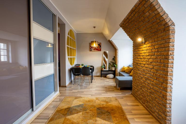 Zakątek Solny - przytulny apartament z widokiem na Ratusz - Ferienwohnung Wroclaw