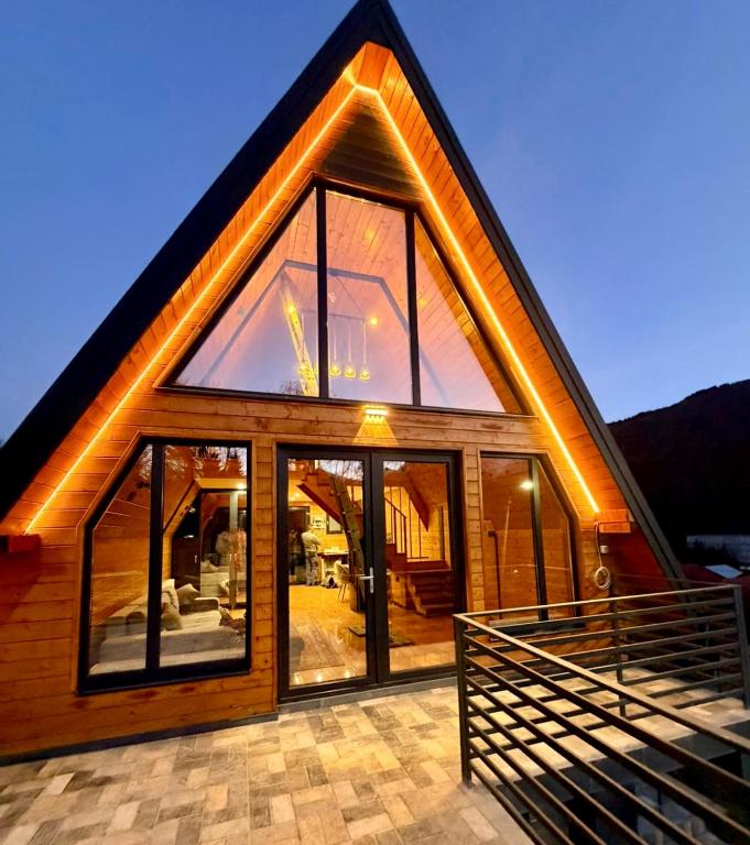 Twin Cabins Azuga - Chambres d'hôtes Azuga