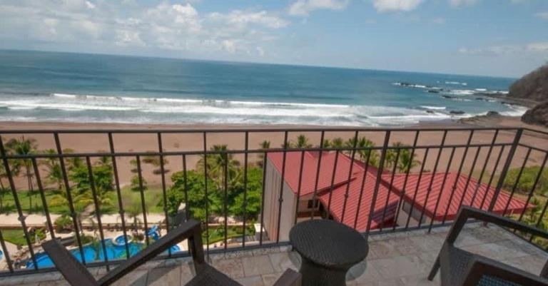 2 Bedroom Condo in Croc's Casino Resort - Ferienwohnung Jacó