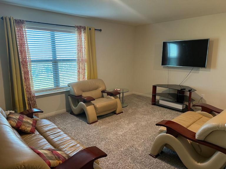 Cozy 2Bedroom Suite LoungeGreat for Families - B&B Plano