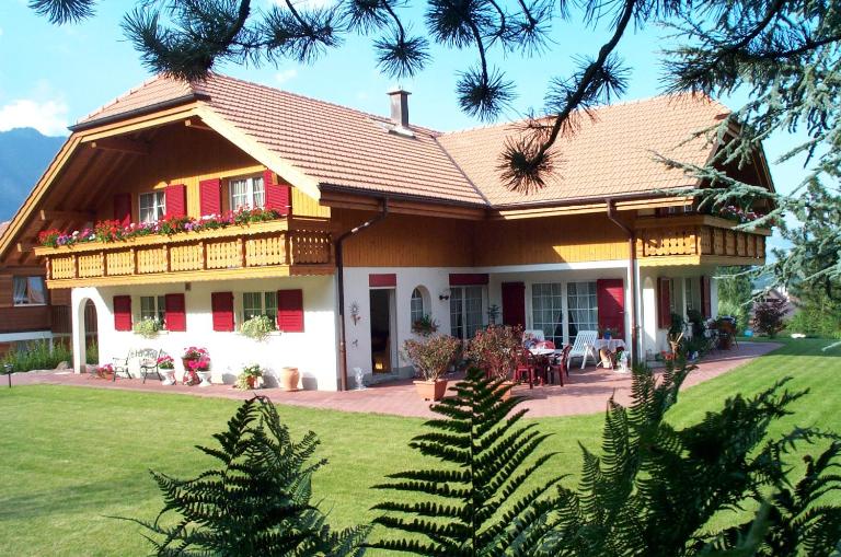 Haus Abendberg - Bed and Breakfast Wilderswil