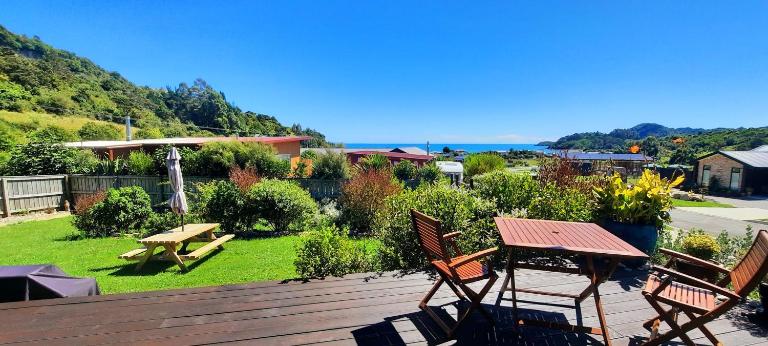 Cedar Cottage - Ferienwohnung Takaka