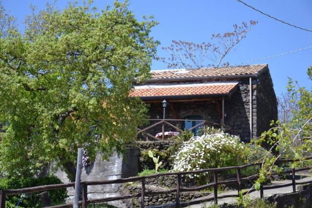 Casa Vacanza La Papuzza Mare e Etna - B&B Mascali