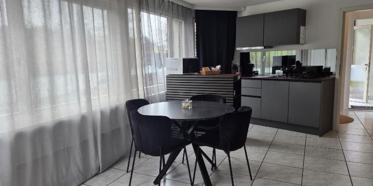 Moderne Gästesuite - B&B Lucerna