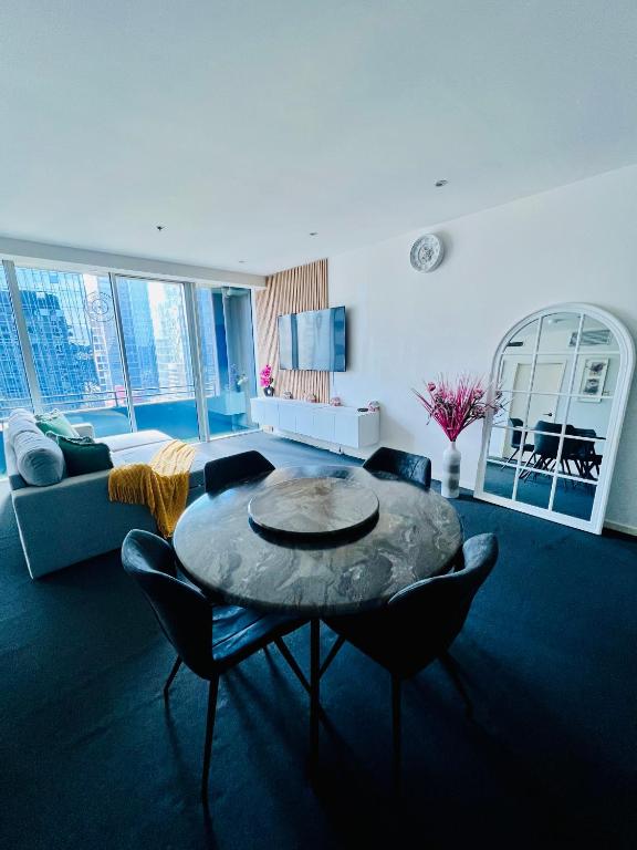 2 BR Apartment in CBD 1 Min to Southern Cross Station Sky Bus Marvel stadium - B&B Melbourne