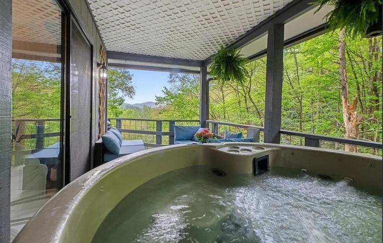 Sweet Elk Retreat - Location- Hot tub-Firepit-Fast Wifi-Air Hockey-Games - Chambres d'hôtes Banner Elk