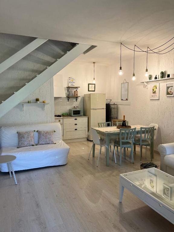 The Alice Nest - B&B Peschiera del Garda