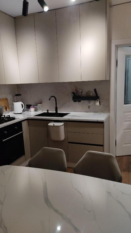 Комната в частном доме - Chambres d'hôtes Bichkek