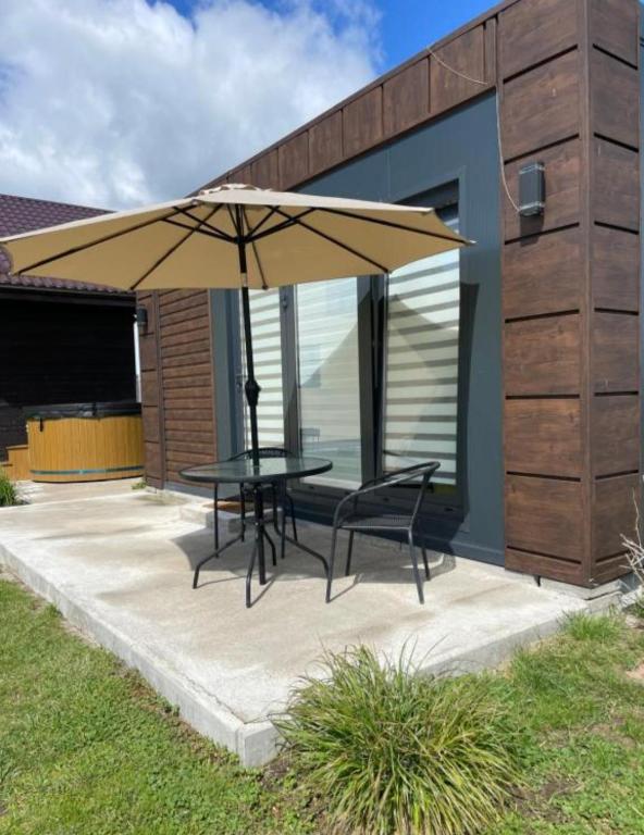 Pas Alksnius - B&B Rotuliai