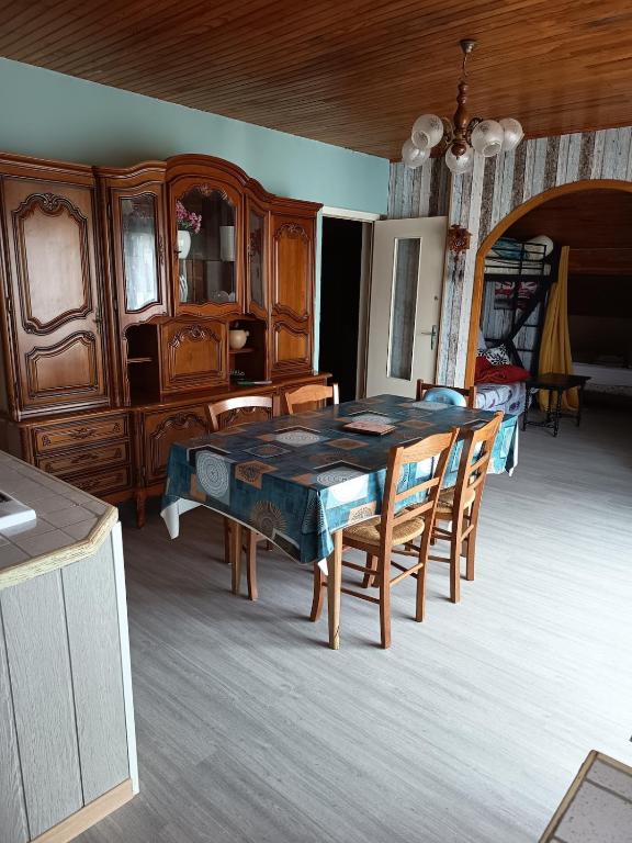 Chez Sylvia - Bed and Breakfast Saint-Julien-du-Pinet