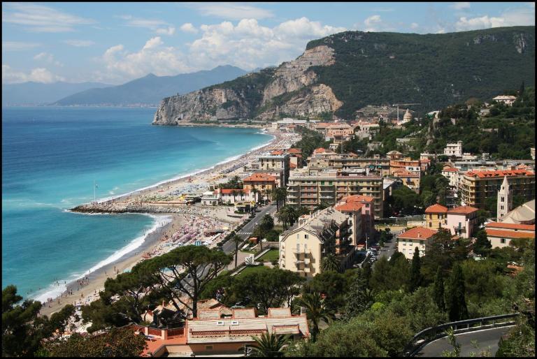 Finale Ligure - Villa with amazing seaview - B&B Finale Ligure