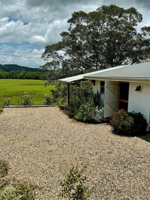Spurfield Barn with valley views - Bed and Breakfast Eltham