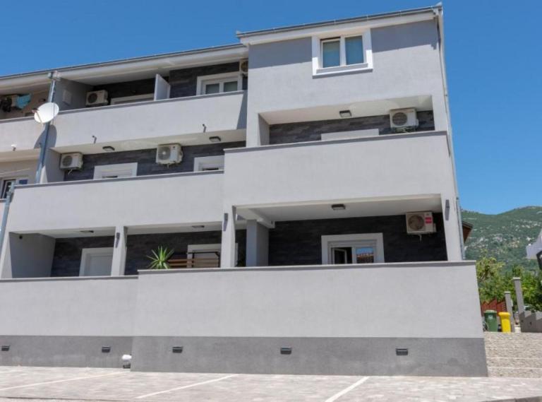 Vacation Home Pasalic - Ferienwohnung Kutleše