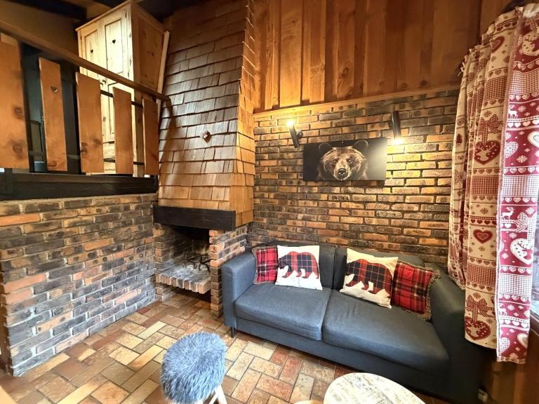 LA POMME DE PIN 1 Appartement avec terrasse - Bed and Breakfast La Bresse
