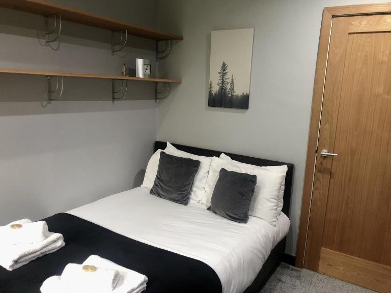 Bassett Home - Double room and Free Parking - Chambres d'hôtes Southampton