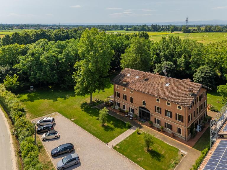 Da Maxim - B&B Carpi