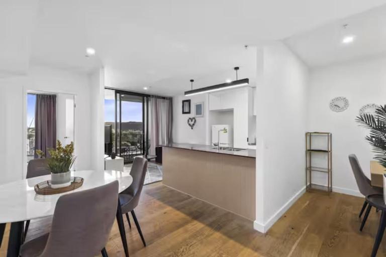 Central South Brisbane 1BR w Balcony, Gym and Sauna 12111 - Ferienwohnung Brisbane