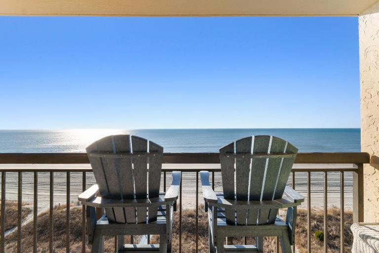 Oceanfront 1BR Condo with Corner Balcony Pool - B&B Myrtle Beach