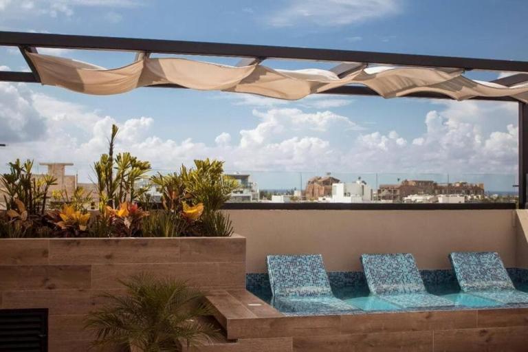 Beachside Studio & Jacuzzi Bliss - B&B Playa del Carmen