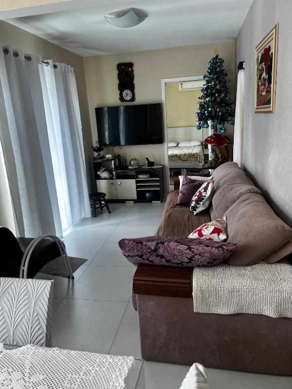 2 bedroom house, 700m from the sea in downtown BC, casa de 2 quartos centro de BC - B&B Balneário Camboriú