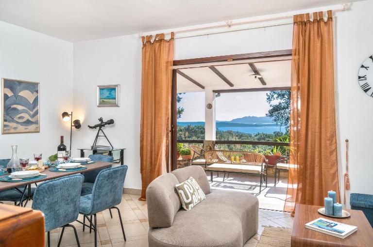 Villa Chiara 2 bedr, View, Parking, Garden, Grill - Bed and Breakfast La Maddalena
