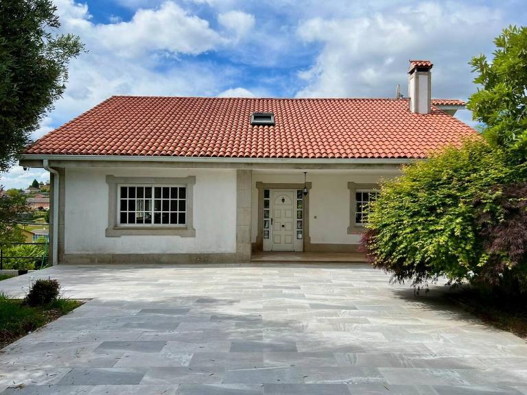 Casa Santi - 10 minutos de Santiago - B&B Santiago de Compostela