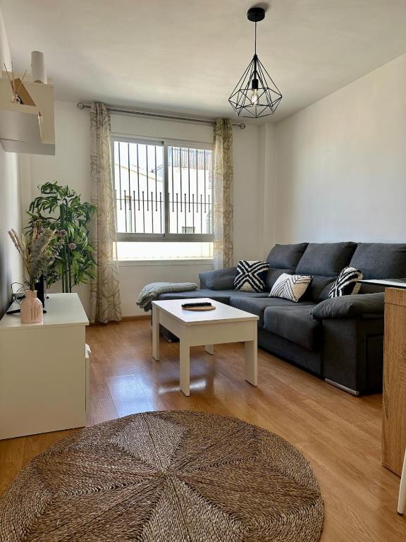 H&H Granada 10 minutes away, Free Parking - B&B Alhendín