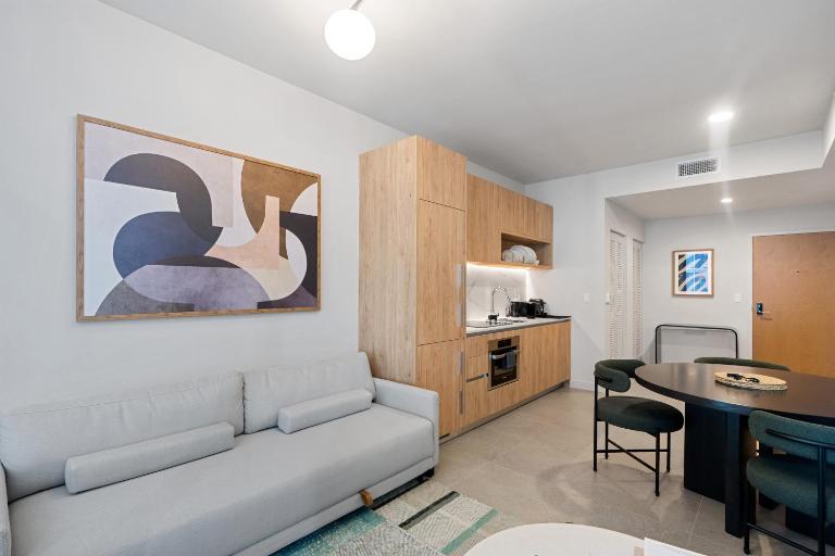 Downtown Condo w Roofpool & Gym - Ferienwohnung Miami
