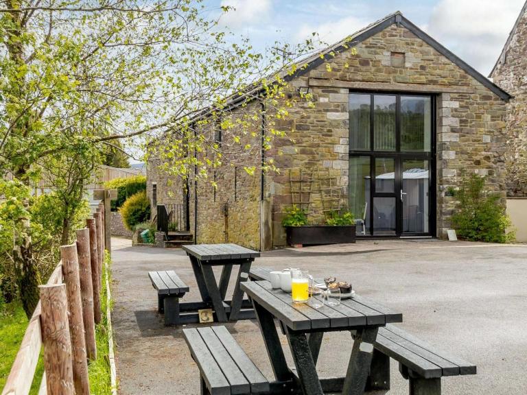 1 Bed in Brecon oc-bn034 - B&B Cray