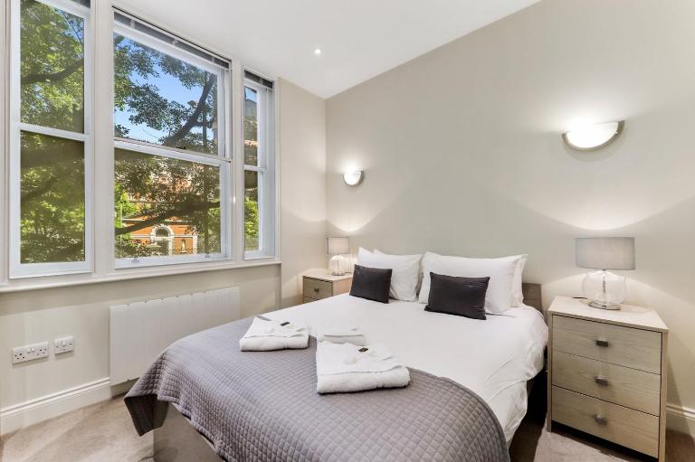 Cosy 1 Bed Apartment next to Liverpool Street Station FREE WIFI By City Stay Aparts London - B&B London