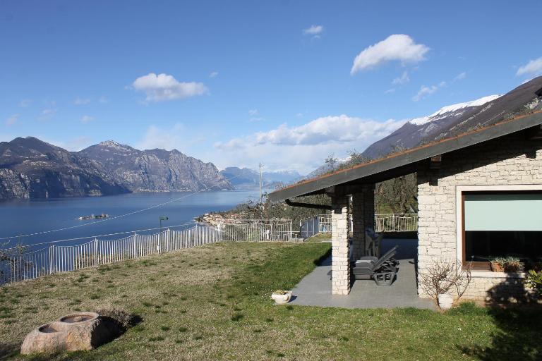 Villa Manuela-Lake View - Chambres d'hôtes Brenzone