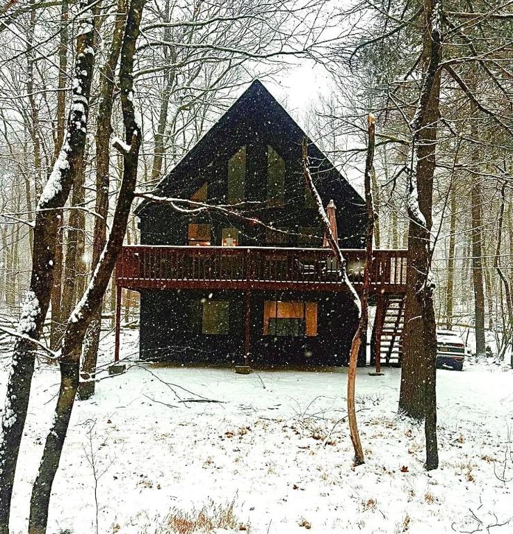 A-Frame Chalet Lodge With Fire Pit Near Shawnee - Ferienwohnung East Stroudsburg