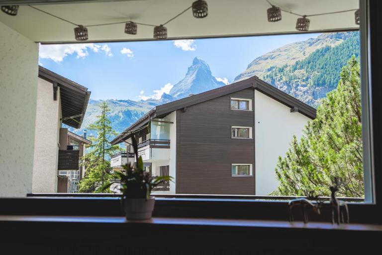 Matterhorn Hideaway balcony and perfect view - Bed and Breakfast Zermatt
