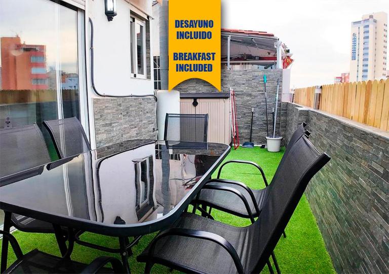 Apartalux Ático Jaime I - Ferienwohnung Benidorm