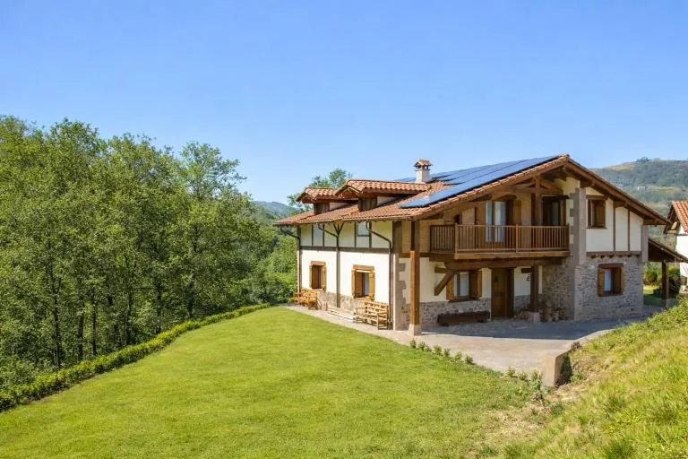 Casa Eizaola | Naturaleza y Encanto en Etxalar - B&B Etxalar