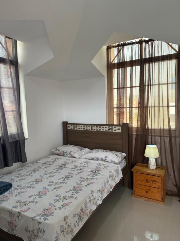 Quarto individual- Casa Mendes - Bed and Breakfast Praia