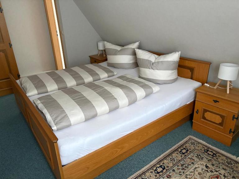 FeWo Skyblick Doppelzimmer mit Bad in Willingen - B&B Willingen