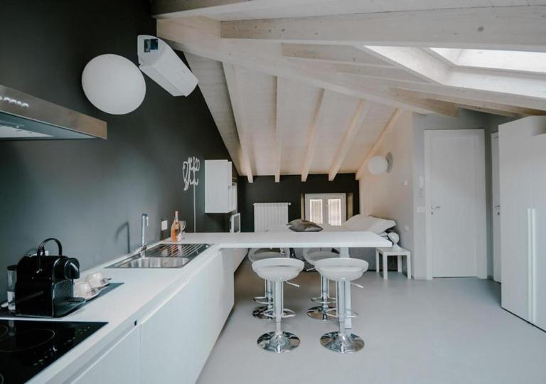 Casa Felice by Villa Porta Collection - B&B Luino