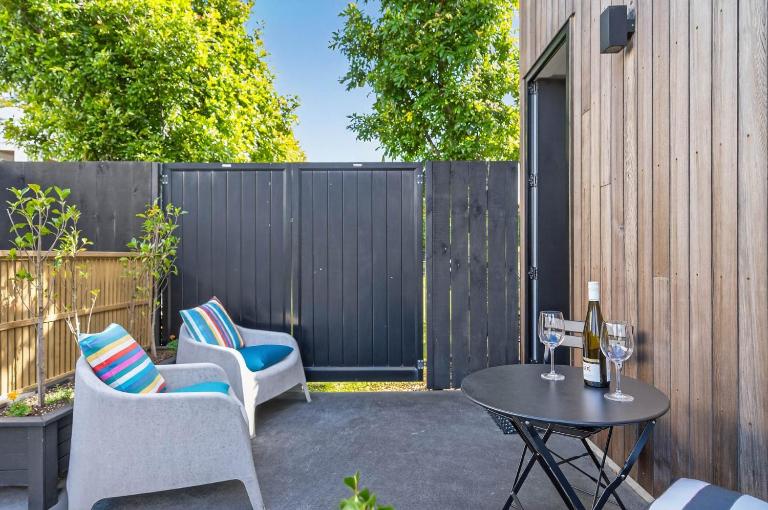 The Coastal Studio - Point Wells Holiday Home - Ferienwohnung Omiha