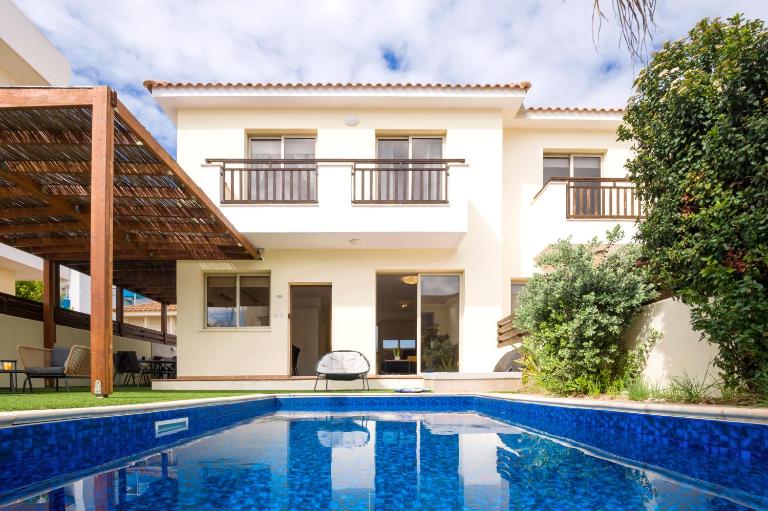 Villa Breeze - Ferienwohnung Paralímni