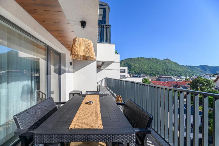 KOA - Signature Collection - B&B Braşov