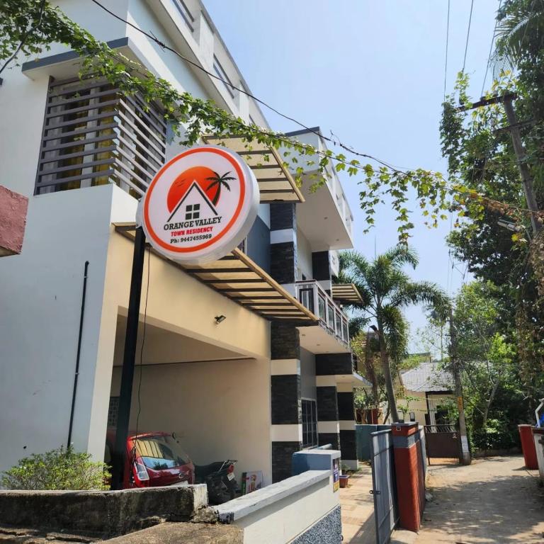Orange valley Town Residency - B&B Thiruvananthapuram