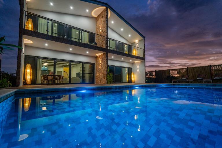Tides Apartments - Chambres d'hôtes Naidi