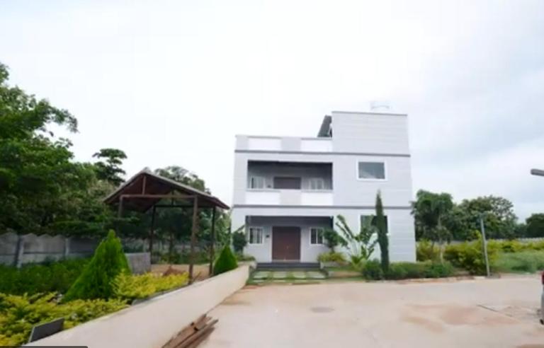 Aacasa Living Resorts - Chambres d'hôtes Shamshabad