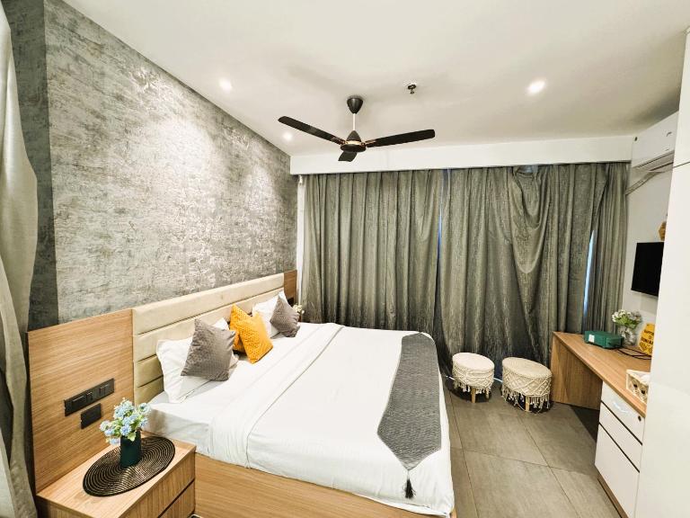 Room in Supernova Noida - Chambres d'hôtes Jāmb
